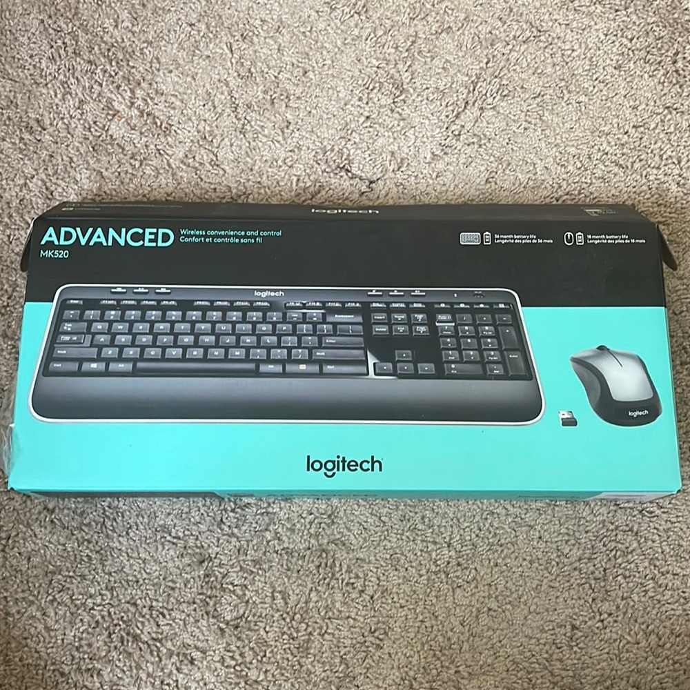 A full-size keyboard, hand-friendly laser mouse